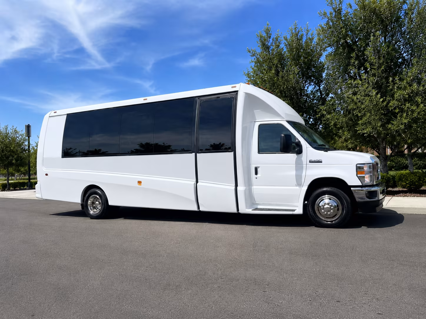 Jonesboro Wedding Transportation & Shuttle Service