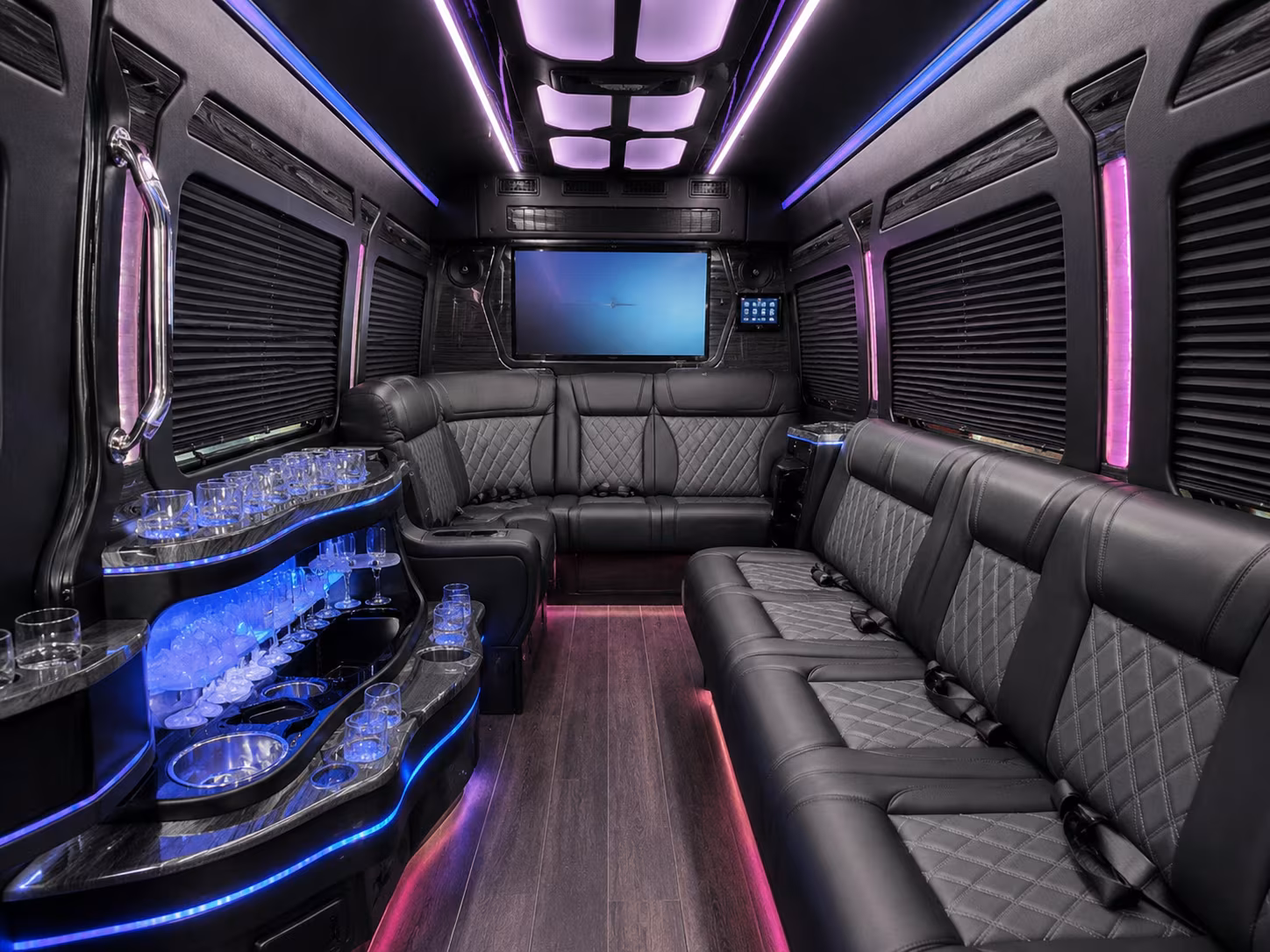 Memphis Airport Shuttle & Transportation party bus exterior