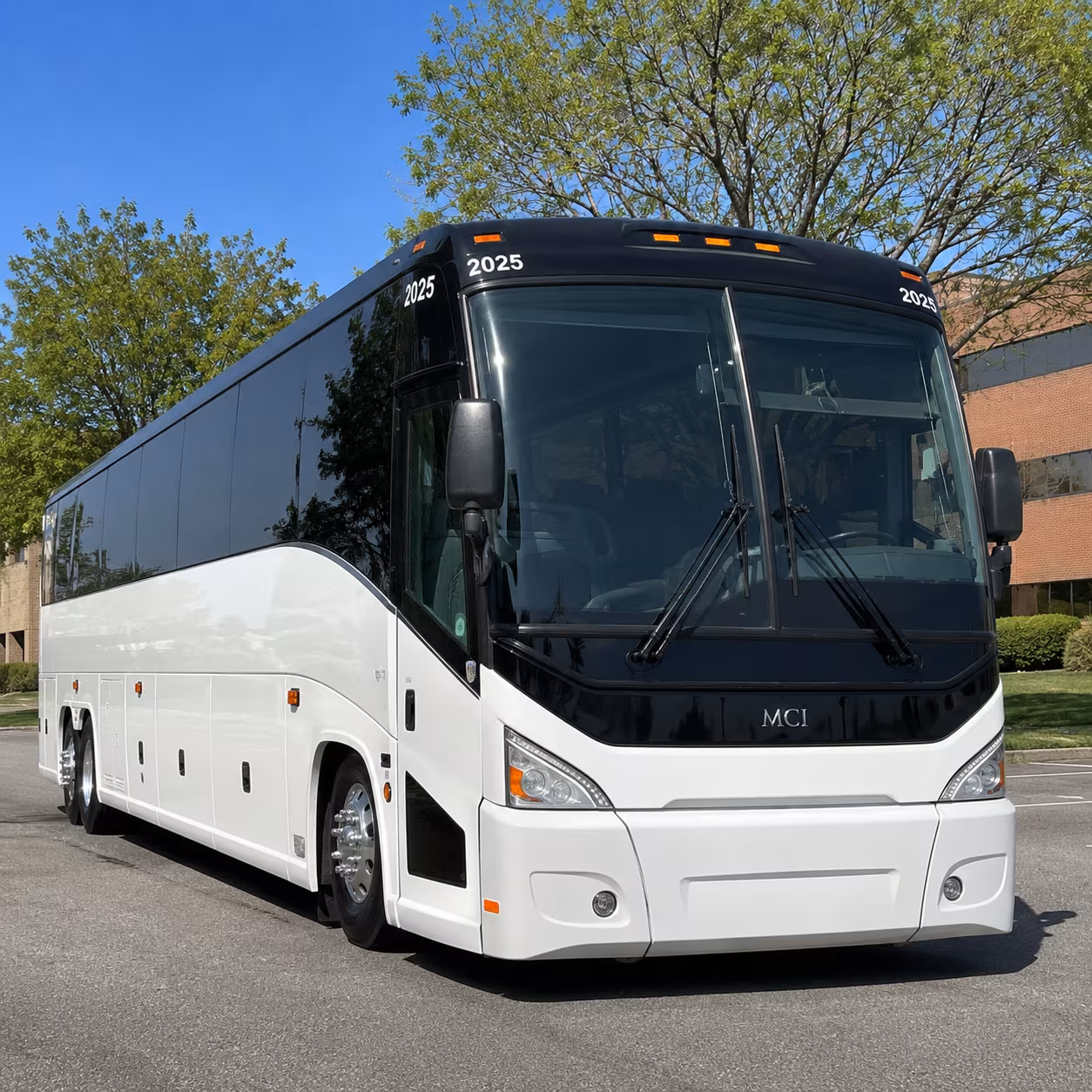 Memphis Airport Shuttle & Transportation party bus exterior