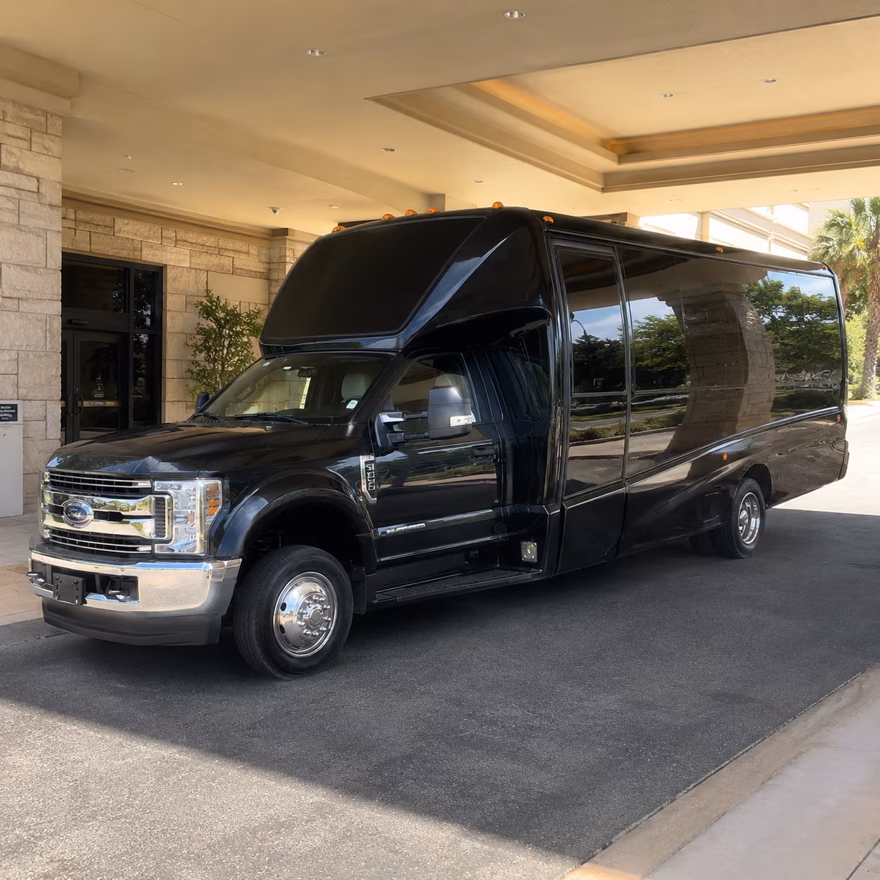 Memphis Concert & Music Festival Transportation party bus exterior