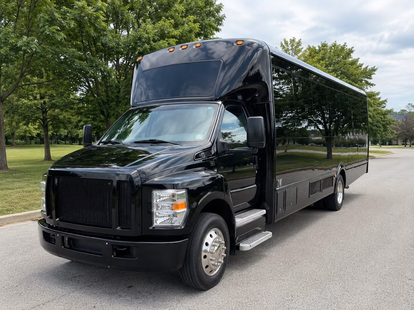 Memphis Private Event Transportation party bus exterior