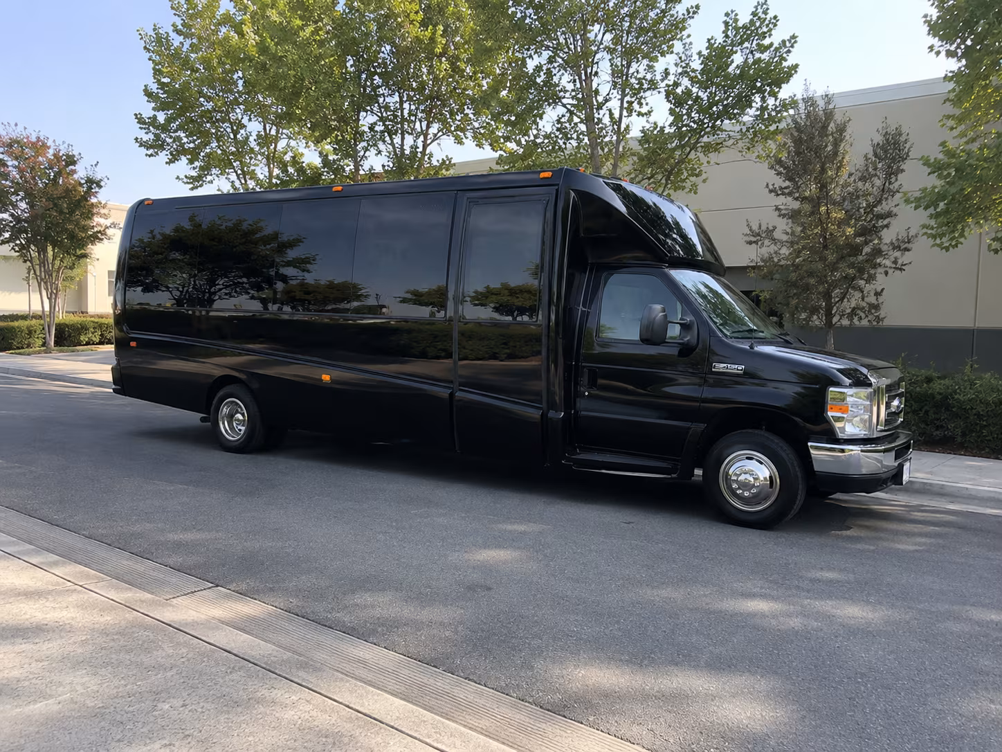 Memphis Prom & Homecoming Transportation group transportation