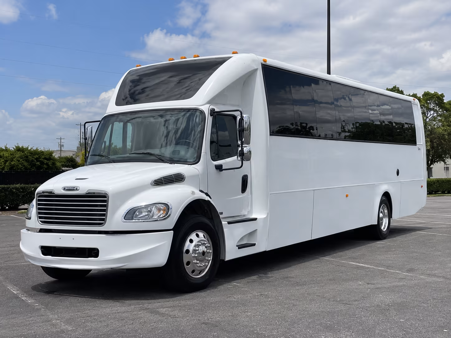 Memphis Wedding Transportation party bus exterior