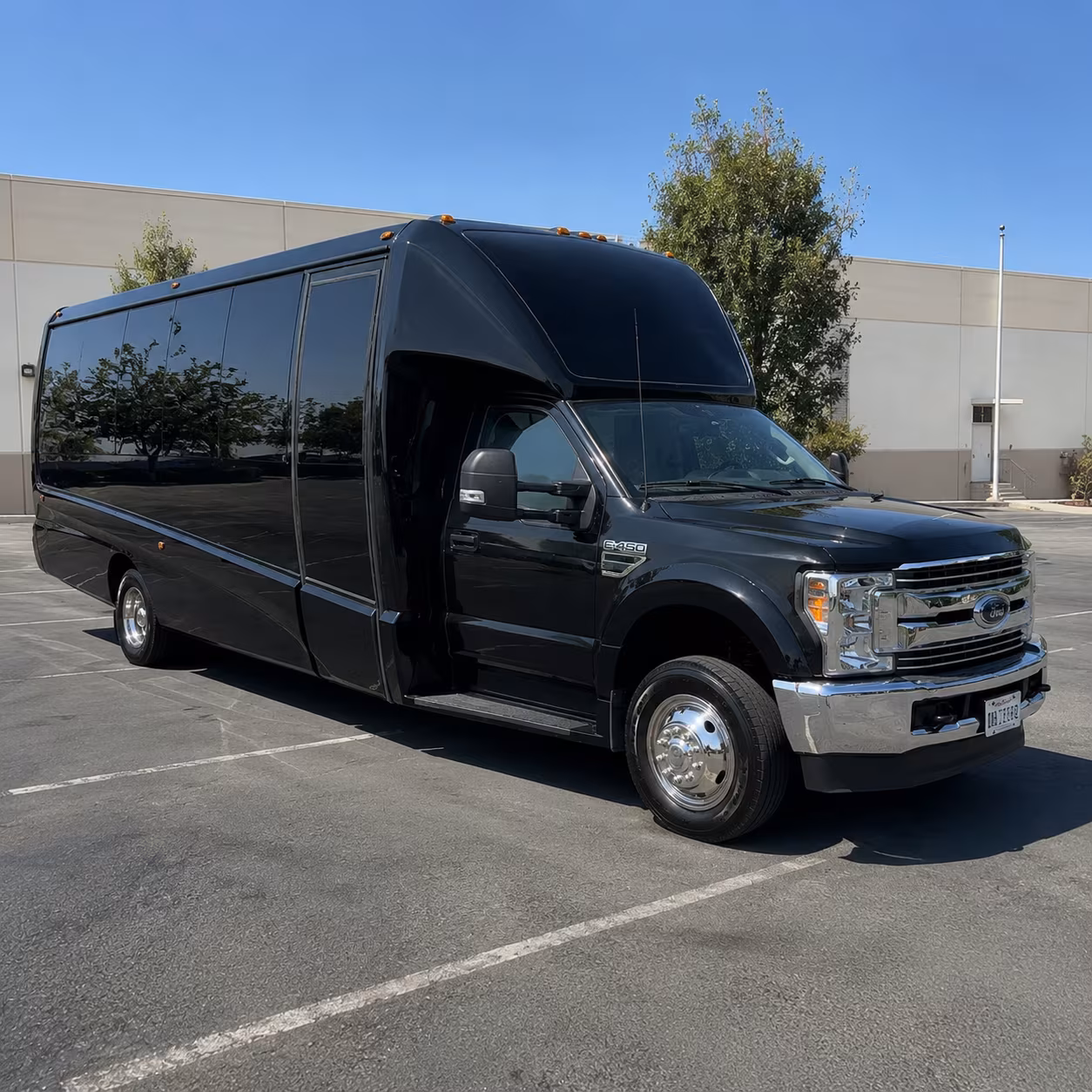 Memphis Wedding Transportation party bus exterior