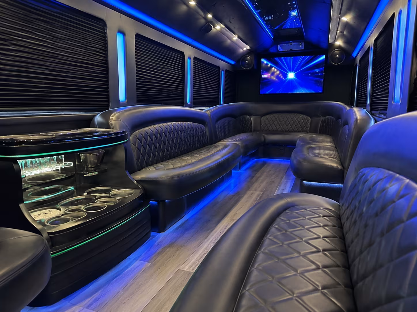 Murfreesboro Birthday, Sweet 16, & Quinceañera Party Bus Rentals
